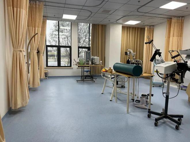 宜豐人民醫院康復科率先遷入新院區，設備升級助力康復治療